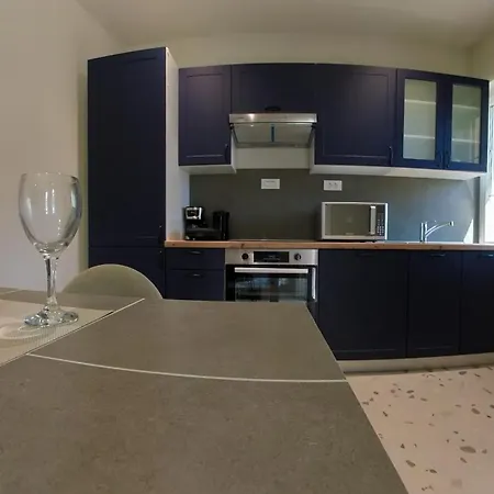 Appartement Studio Apartment More